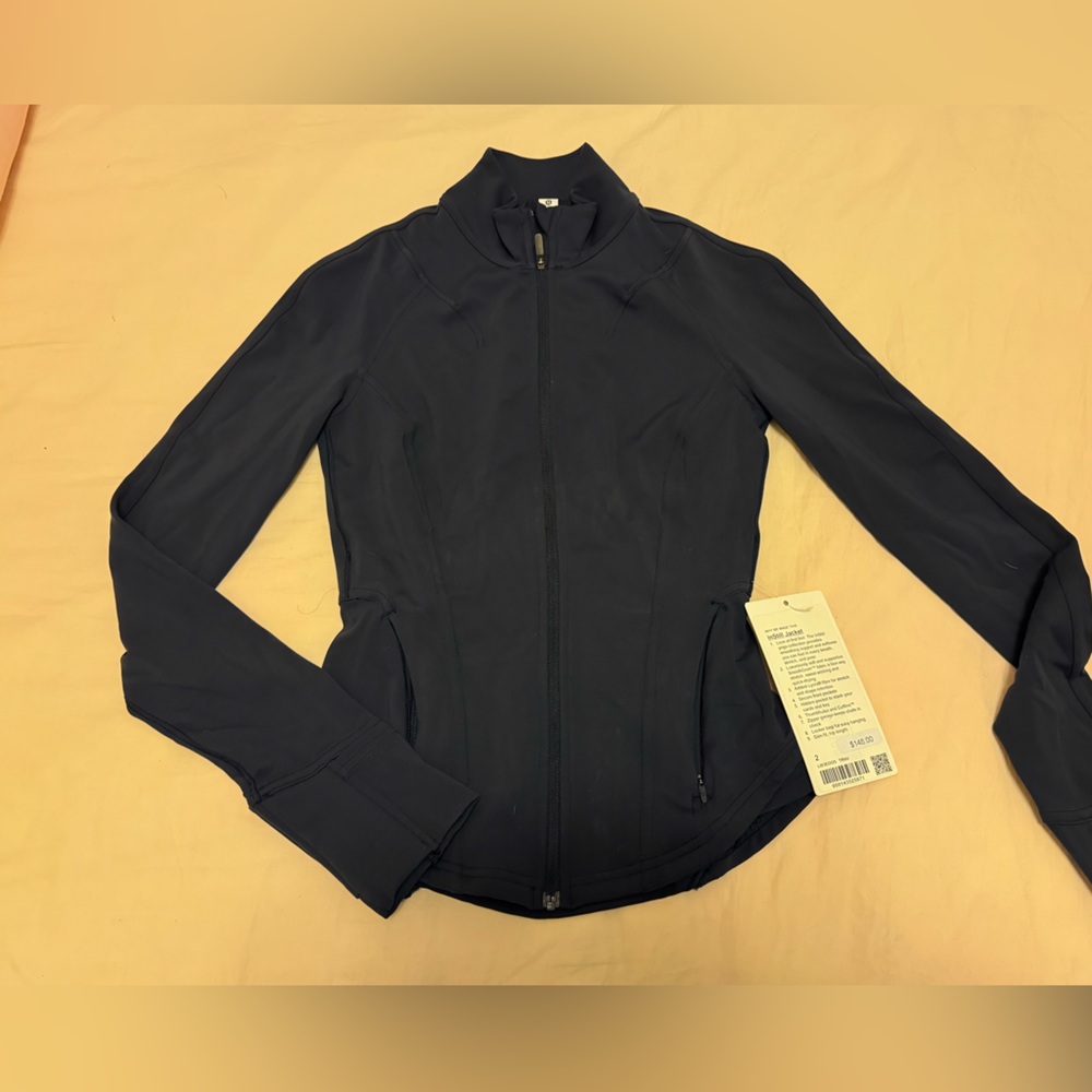 lululemon instill Jacket size 2 in trnv
